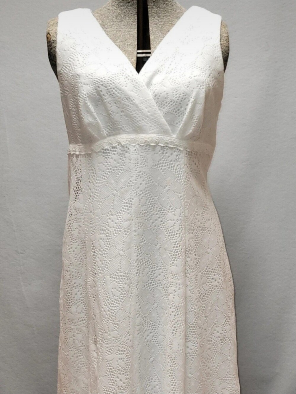 Rabbit Rabbit Rabbit White Lace Eyelet Dress Size 12 | Fully Lined Midi